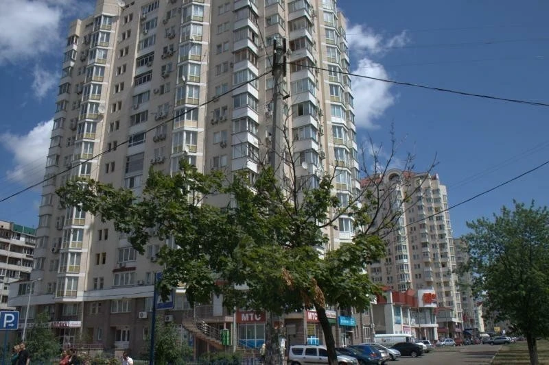 2-room apartment for sale 74 m², Marshala Tymoshenko St., 2