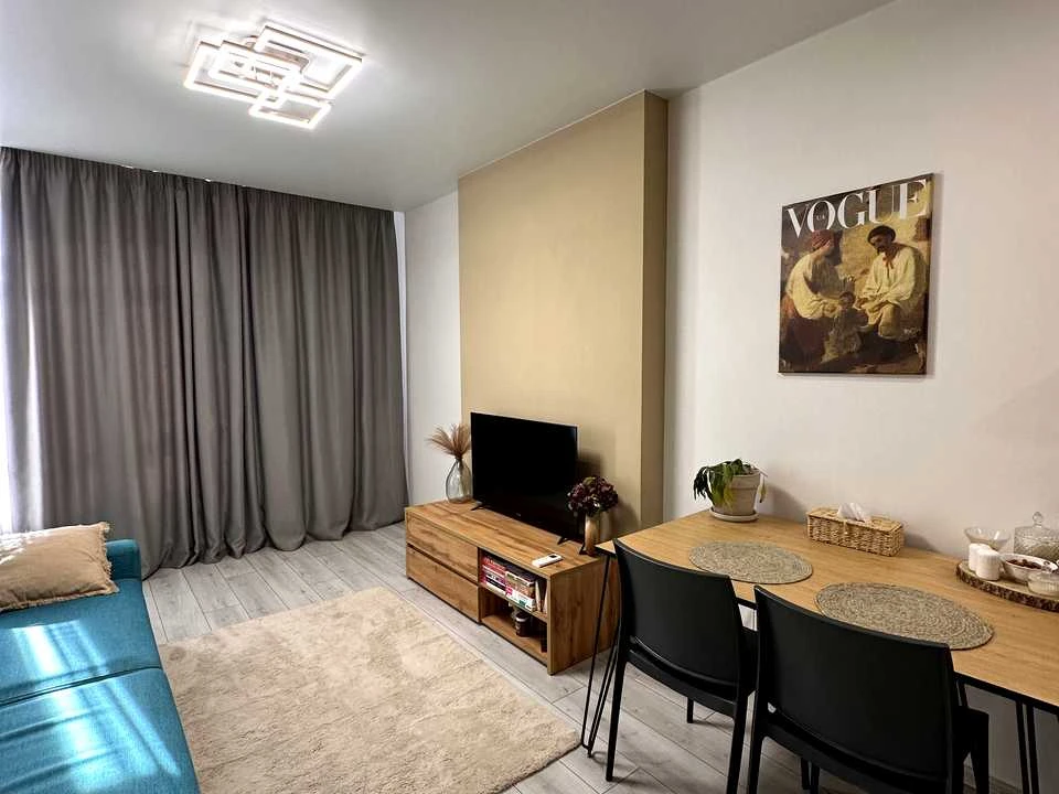 Apartment. Raketna St, Kyiv