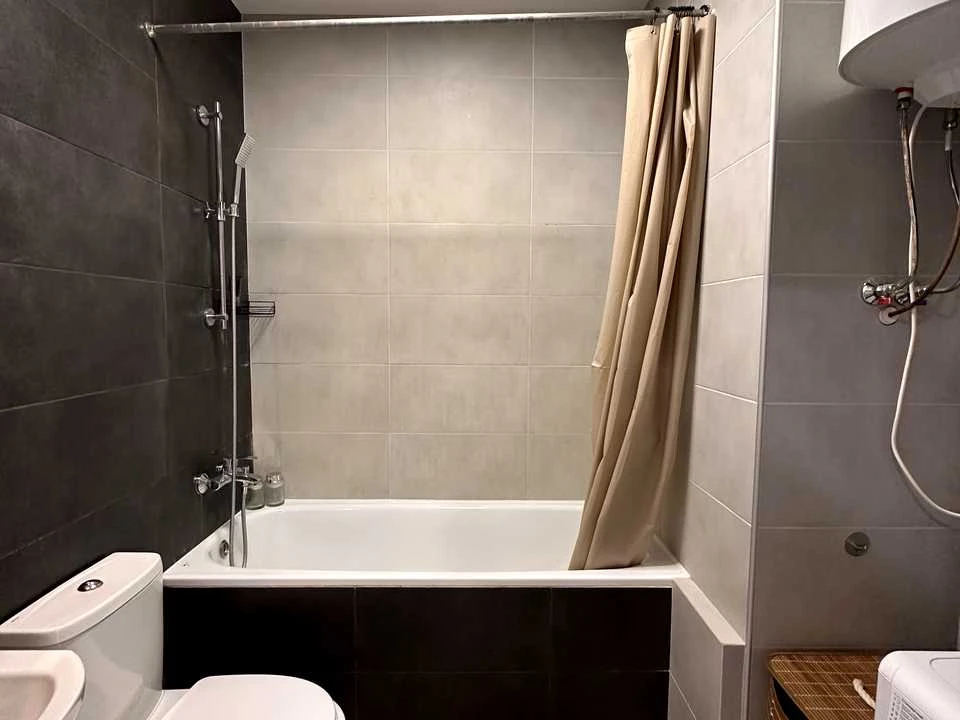 Apartment. Raketna St, Kyiv