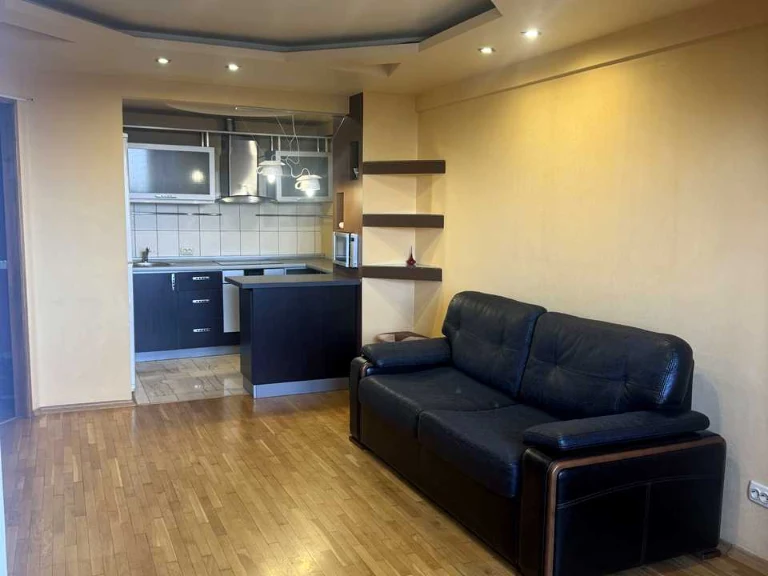 Apartment. Akademika Zabolotnogo Street, Kyiv