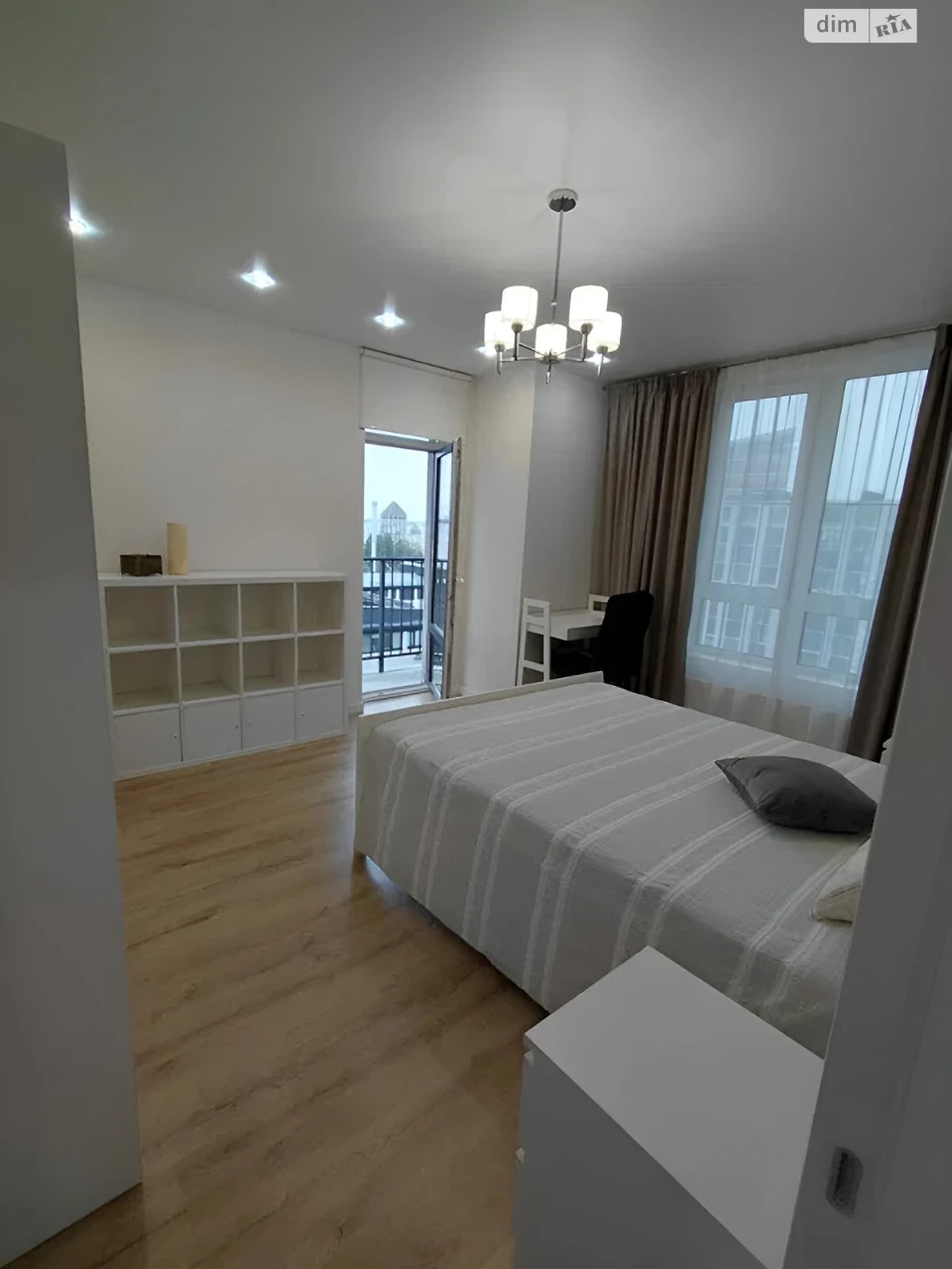 Продажа Квартира Дарницкий