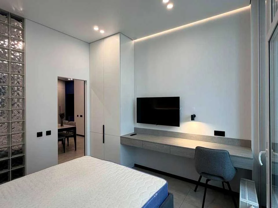 Apartment. Kyiv, Beryesteyskyi Prospect.