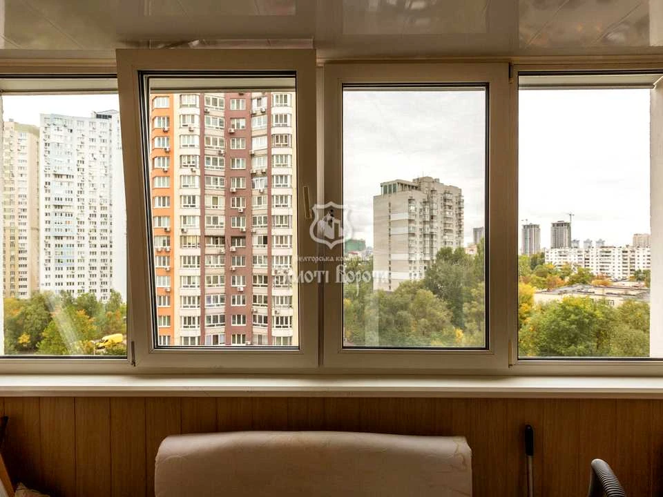 Квартира. Київ, Урлівська вул.