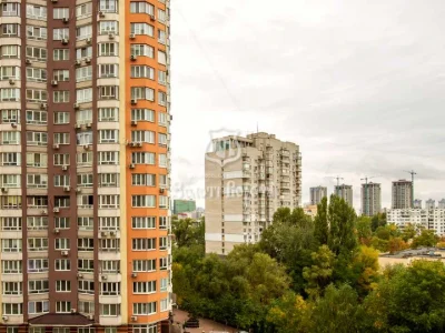 Квартира. Київ, Урлівська вул.