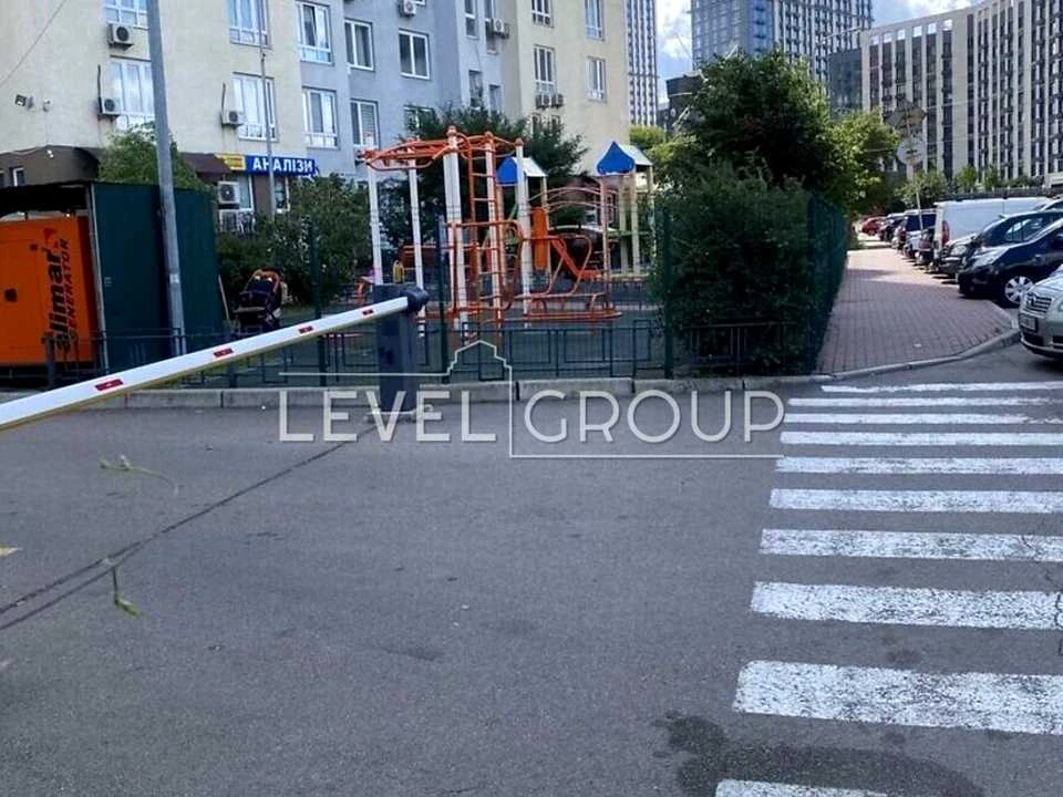 Квартира. Київ, Академіка Глушкова просп.