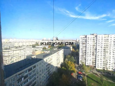 Apartment. Obolon Square, Kyiv