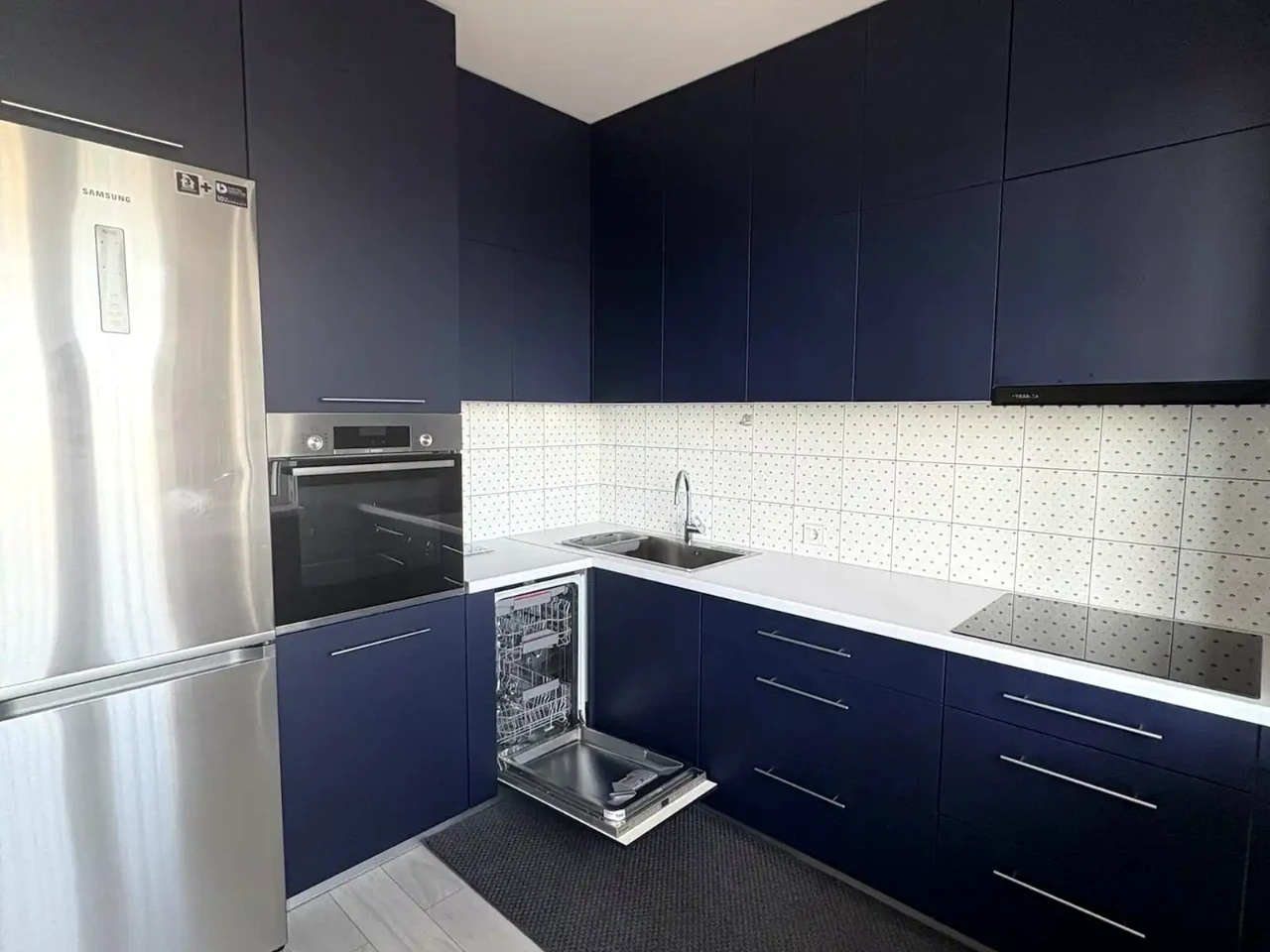 Продажа квартиры 3-комнатной, 72 м²
