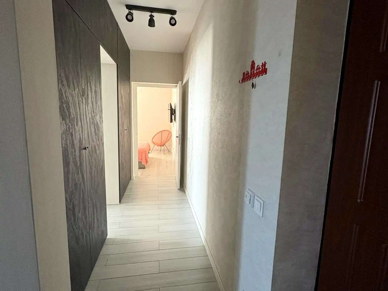 Продажа квартиры 3-комнатной, 72 м²
