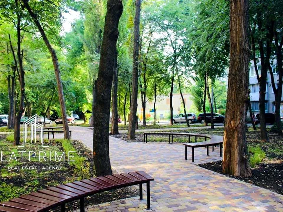 Квартира. Київ, Митрополита Василя Липківського вул.