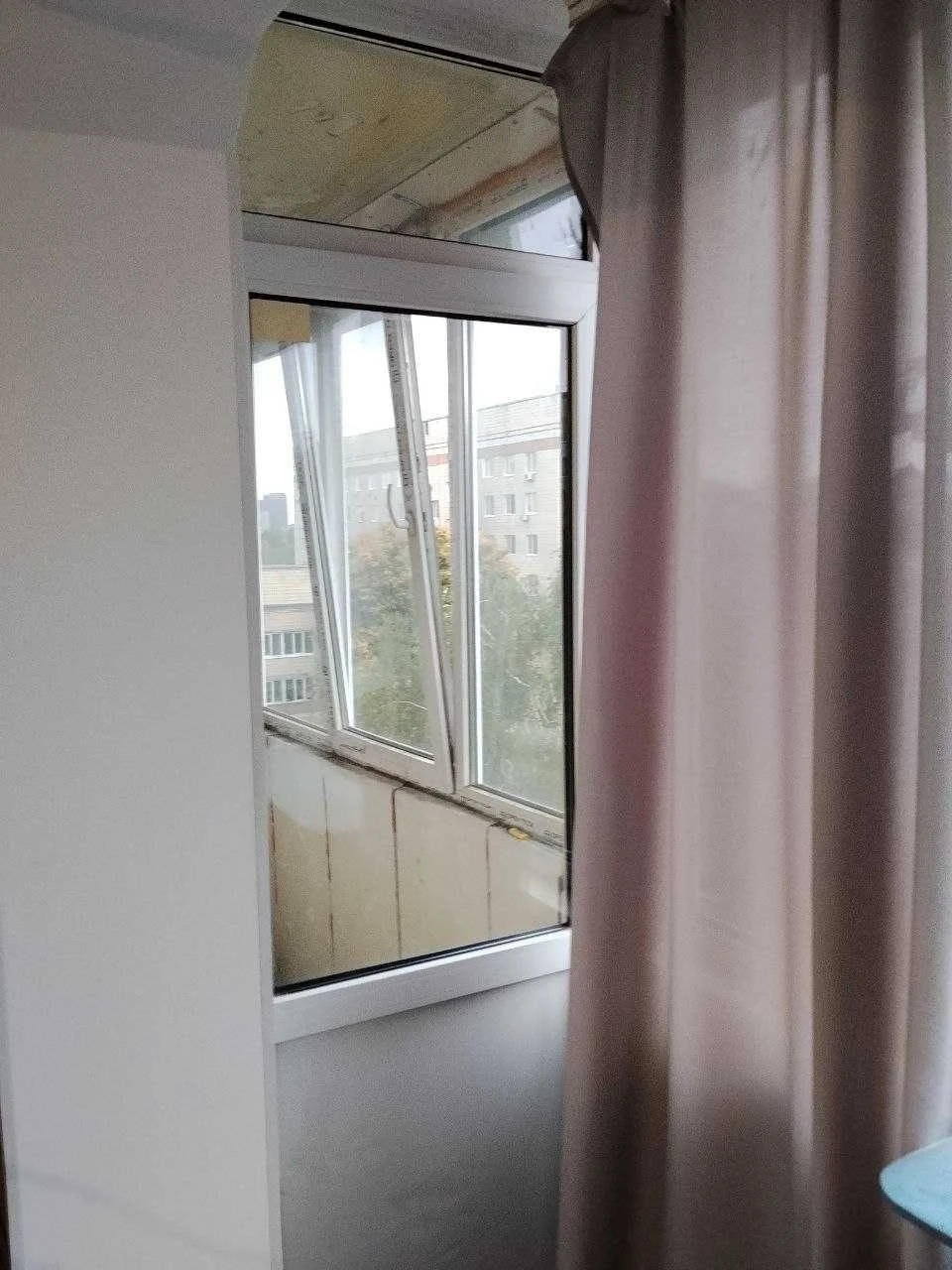 Продаж 1к квартира Виноградар вул Світлицького 20/30 Б !