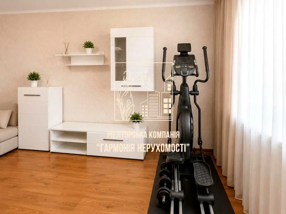 Apartment. Yasynuvat Street, Kyiv