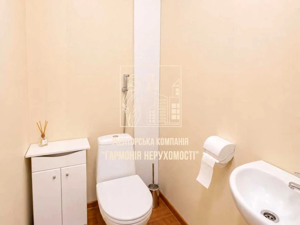 Apartment. Yasynuvat Street, Kyiv