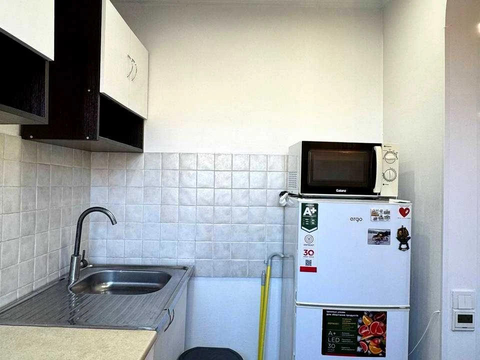 Apartment. Kyiv, Nabezhno-Lugova st.