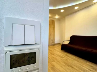 Apartment. Kyiv, Nabezhno-Lugova st.