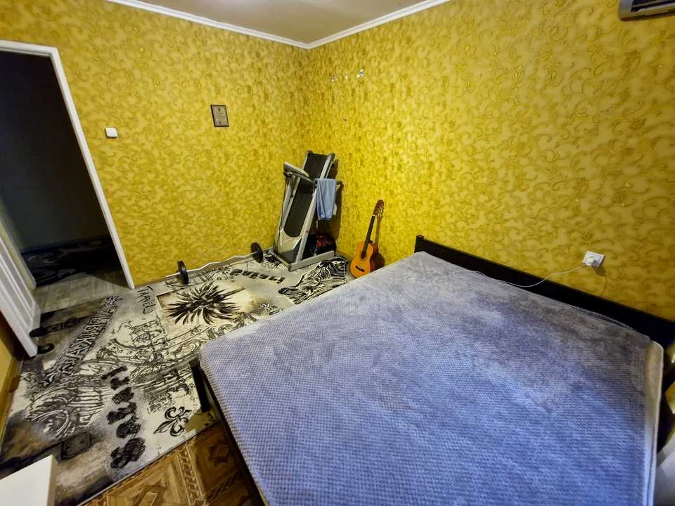 Apartment. Dnipro, Myr prospekt.