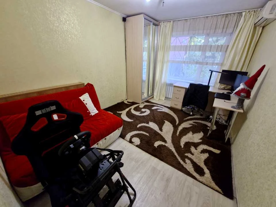 Apartment. Dnipro, Myr prospekt.