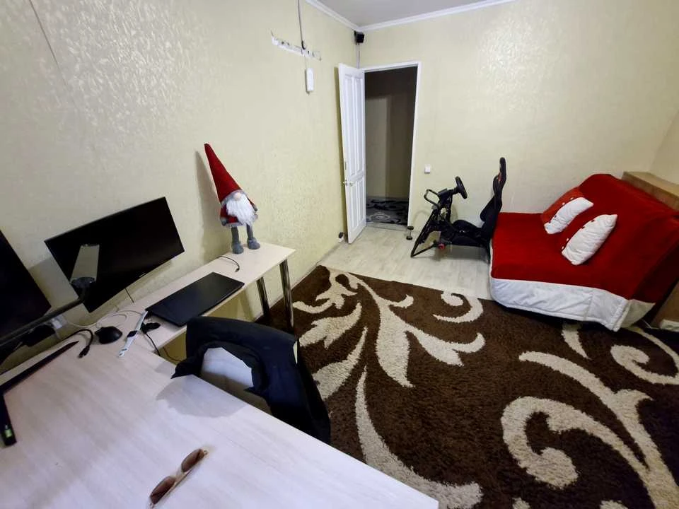 Apartment. Dnipro, Myr prospekt.