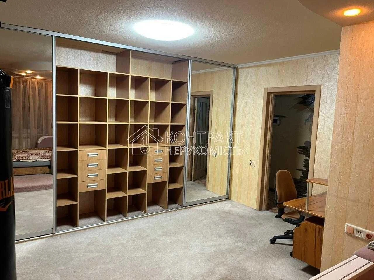 Продаж 3-кімнатної квартири з унікальним ремонтом! Нові Будинки