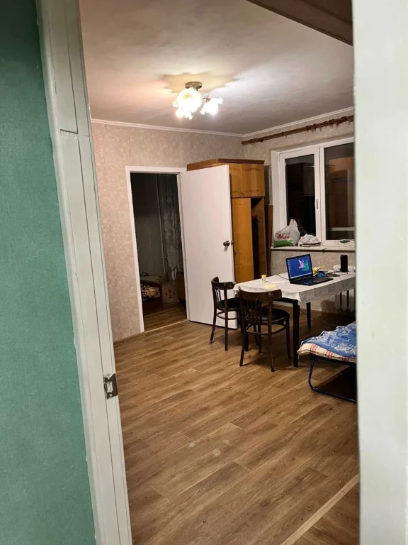 Продається 2-кімнатна квартира. Нові будинки, метро "Армійська", 10 хвилин пішки.