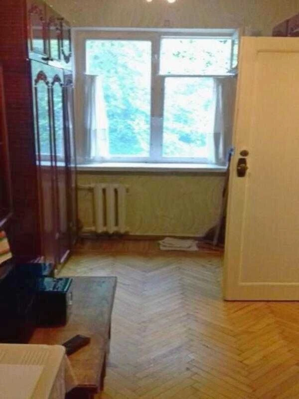 Продам 2 к квартиру р-н ХТЗ