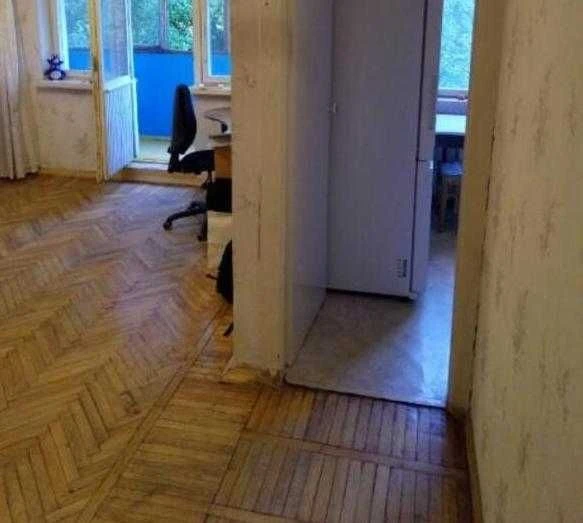 Продам 2 к квартиру р-н ХТЗ