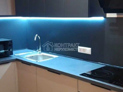 Apartment. Kharkiv, Heroiv Харкова Prospect