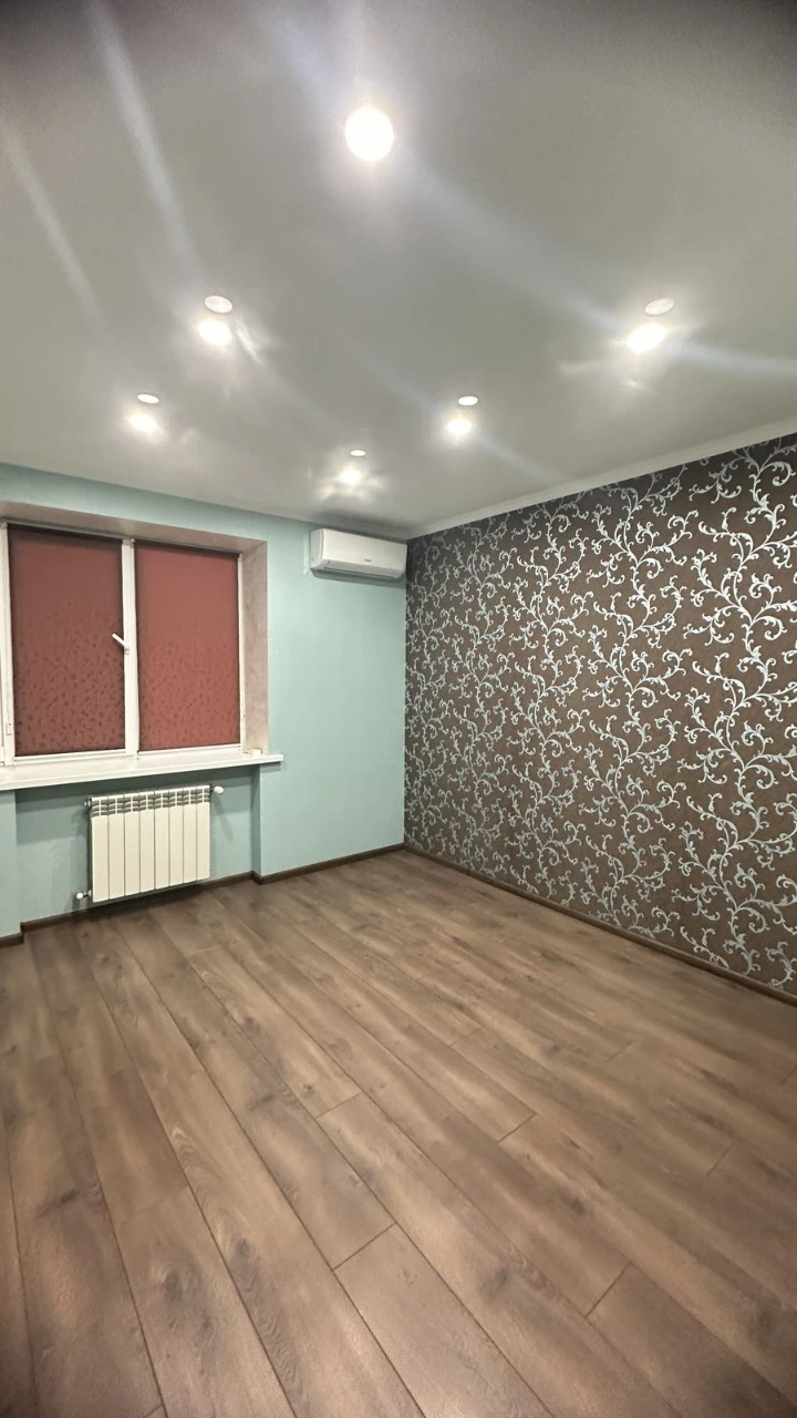 Продаж 3-кімн. Кам'янське, 2-й поверх ГАО