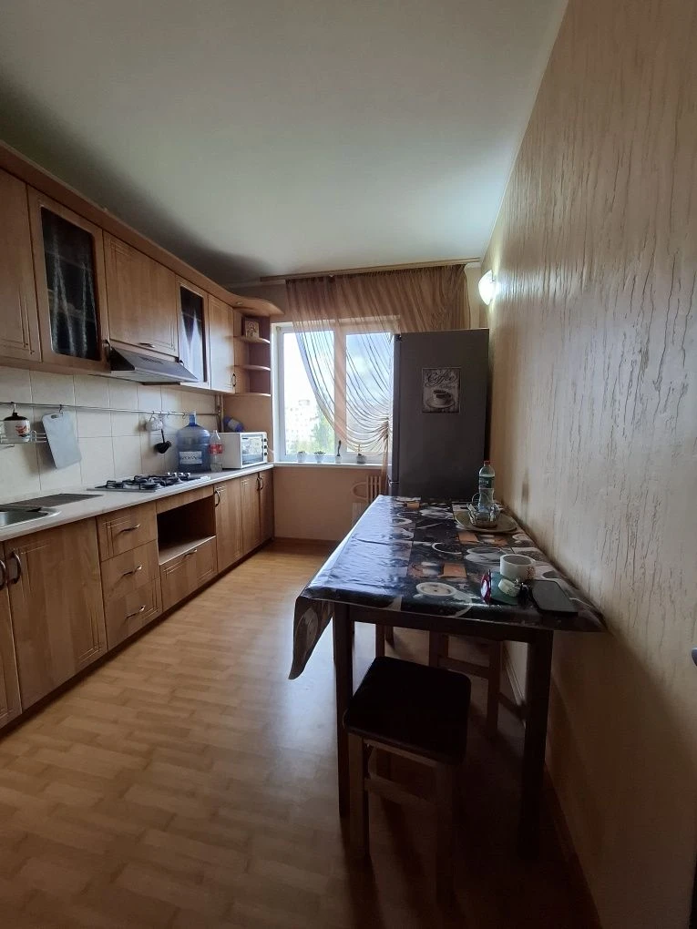 For Sale: 3-bedroom apartment on Авраменко Street