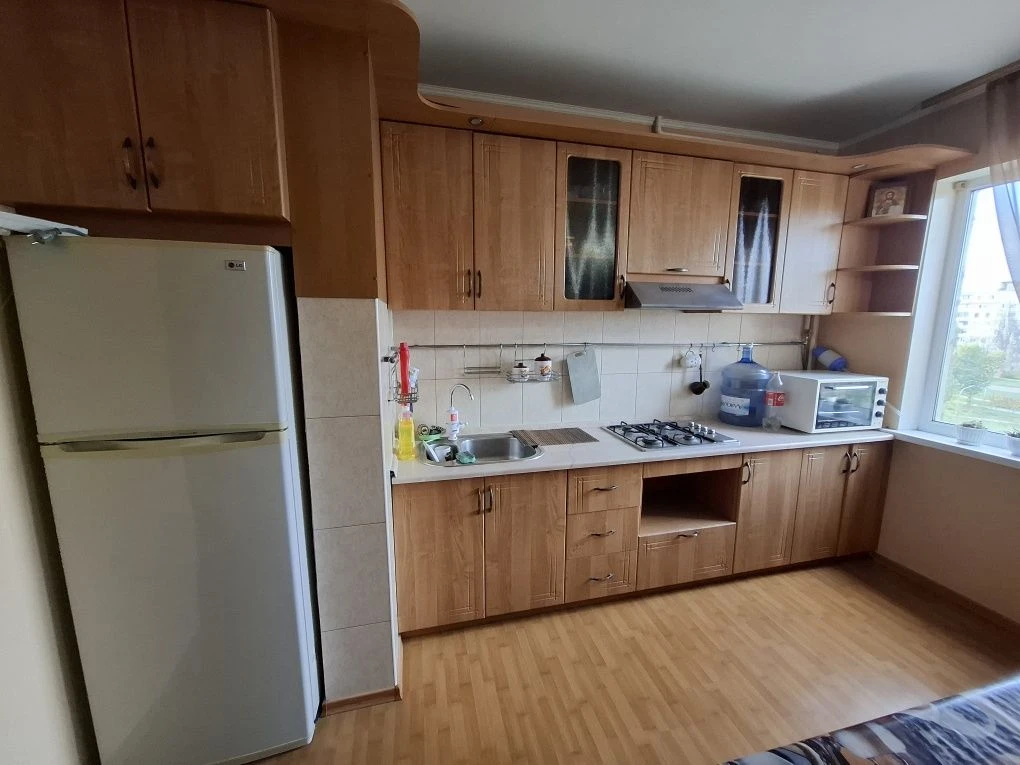 For Sale: 3-bedroom apartment on Авраменко Street