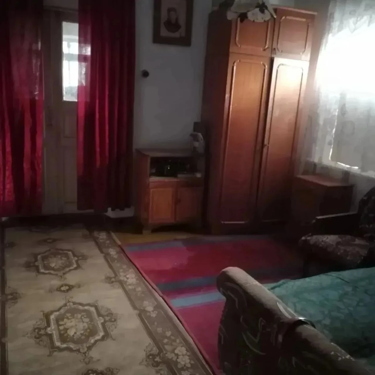 Продаж двох приватних будинків