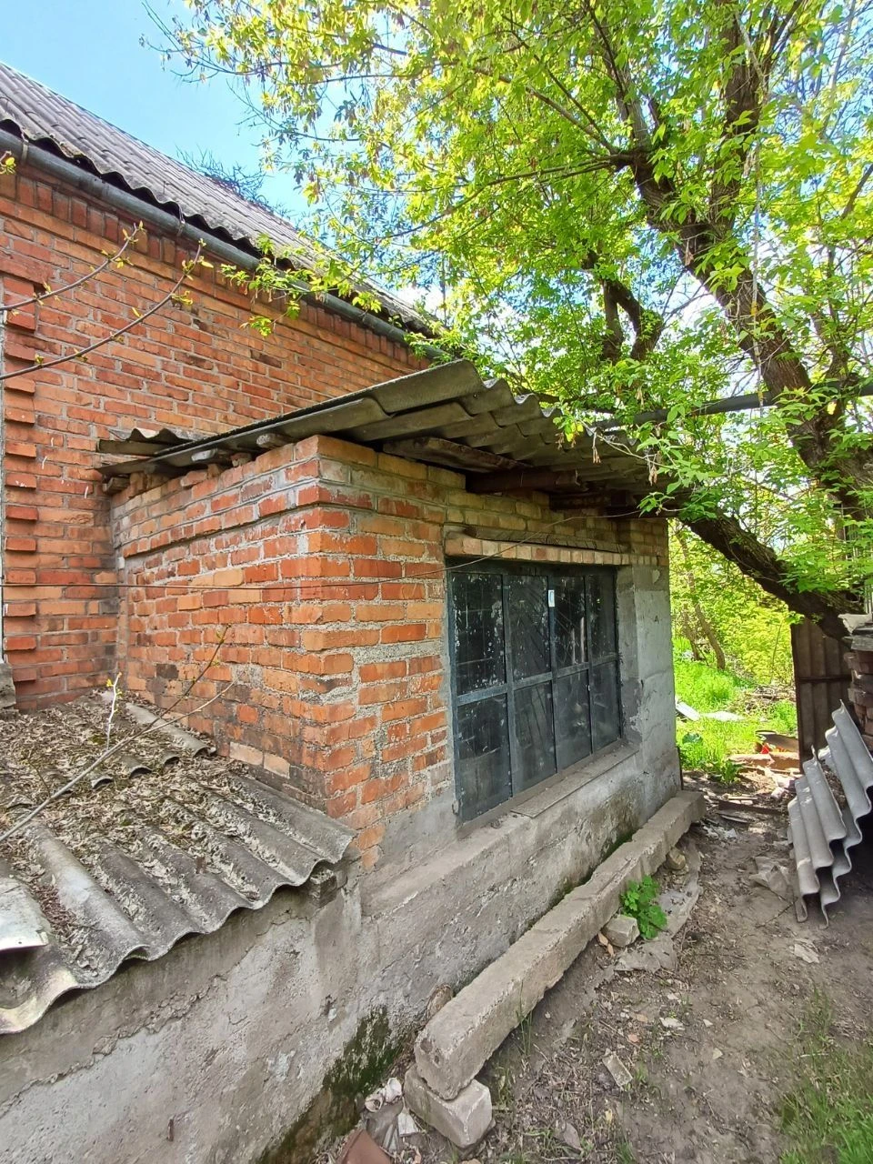 Продаж двох приватних будинків