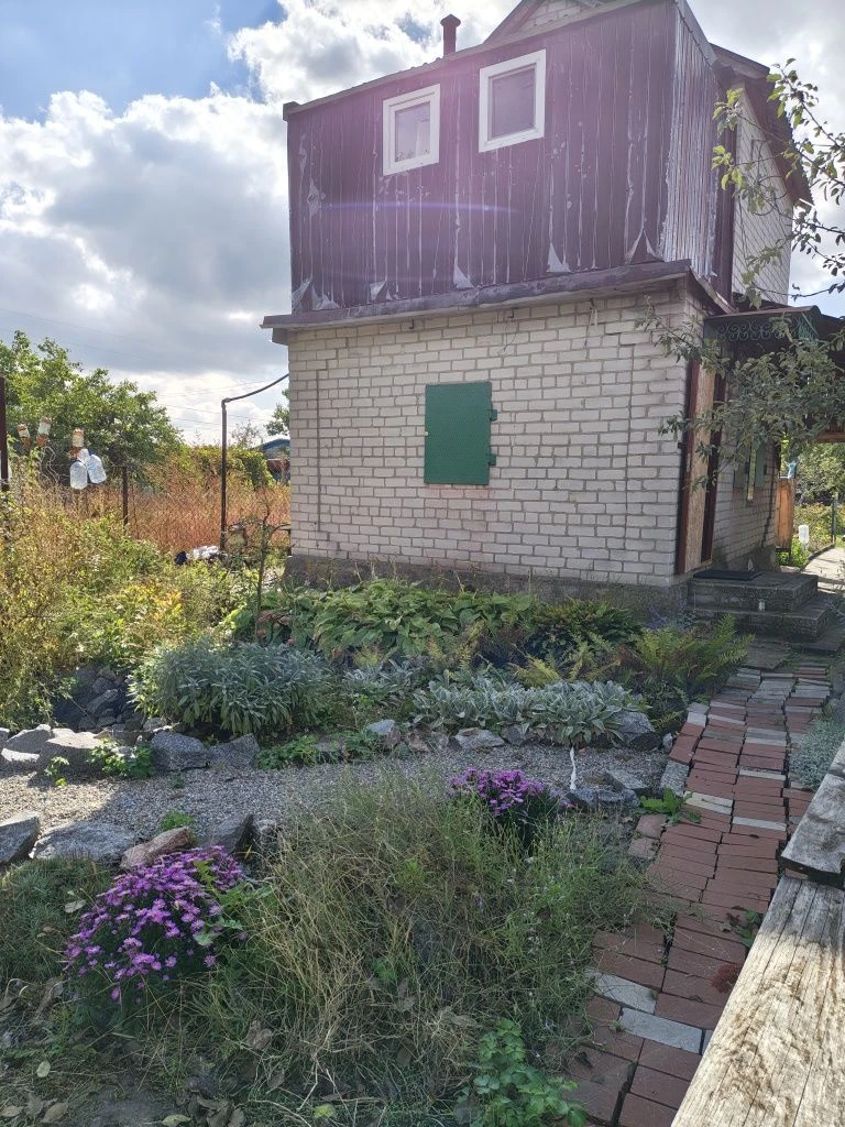 Продам дачу общество "Славутич"