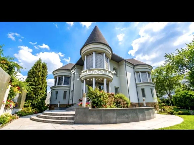 House. Dnipro, Barvinkovskaya Street
