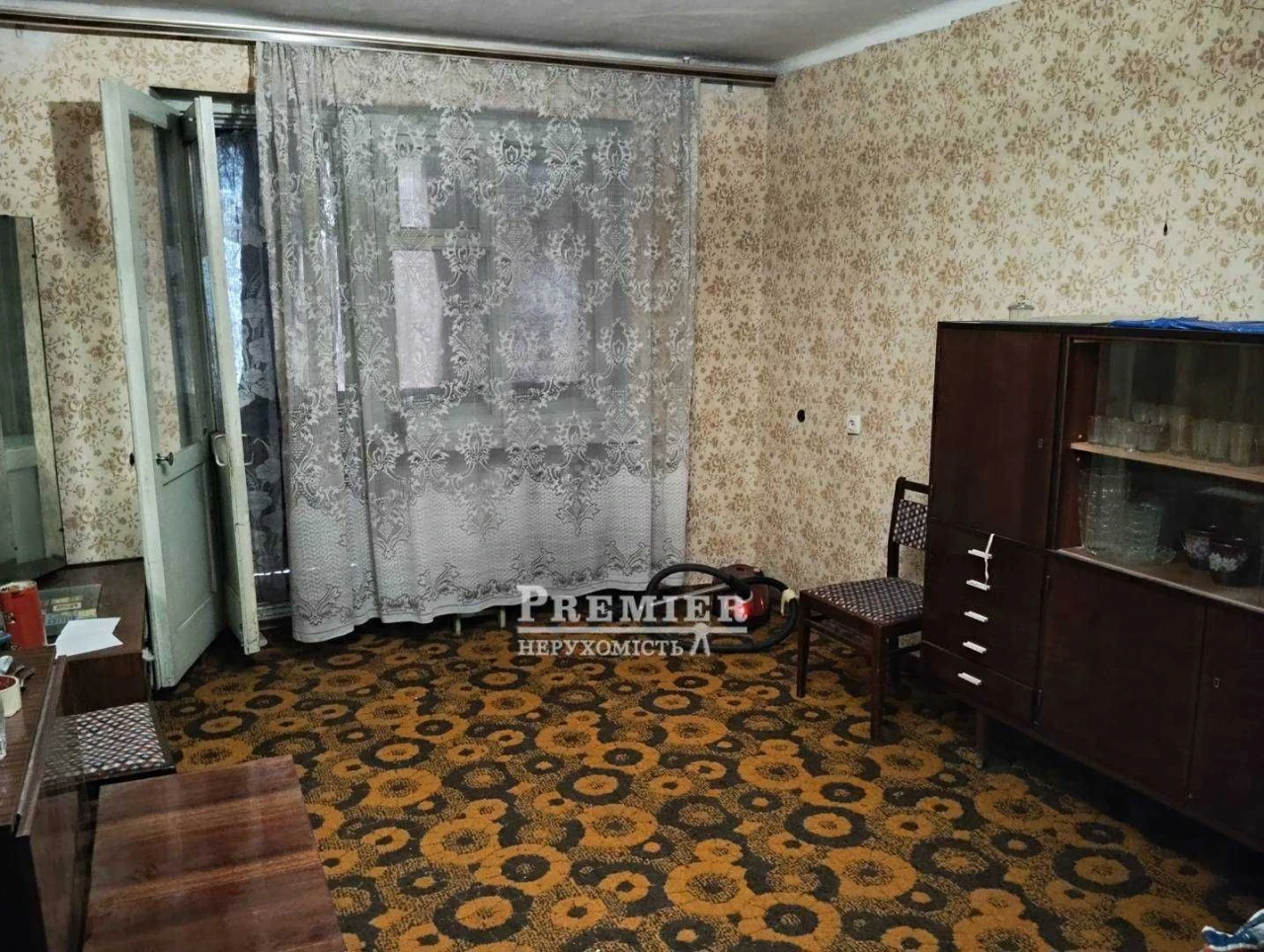 1 кімнатна квартира в центрі Черемушок