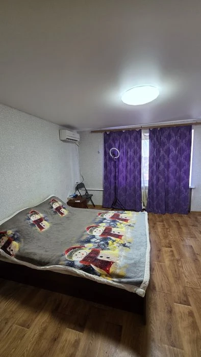 Продам 2 комнатную на Березинке. Левобережный.