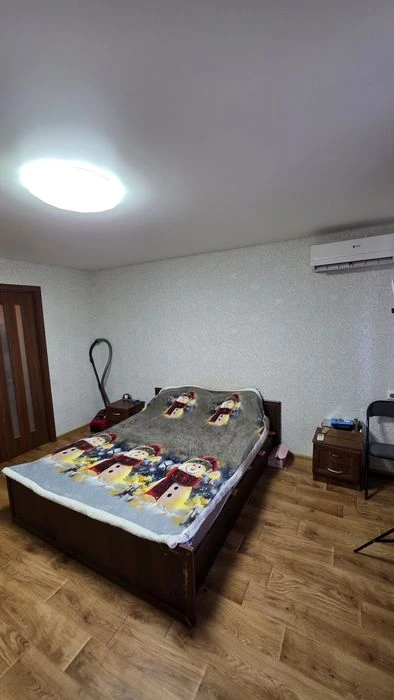 Продам 2 комнатную на Березинке. Левобережный.