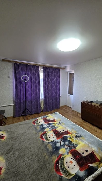 Продам 2 комнатную на Березинке. Левобережный.