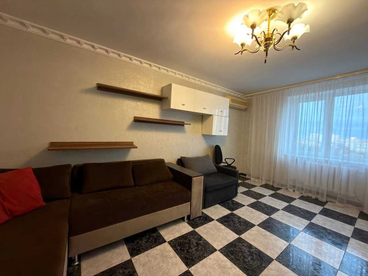 City Center! Tairova! spacious 1-room apartment with major renovation