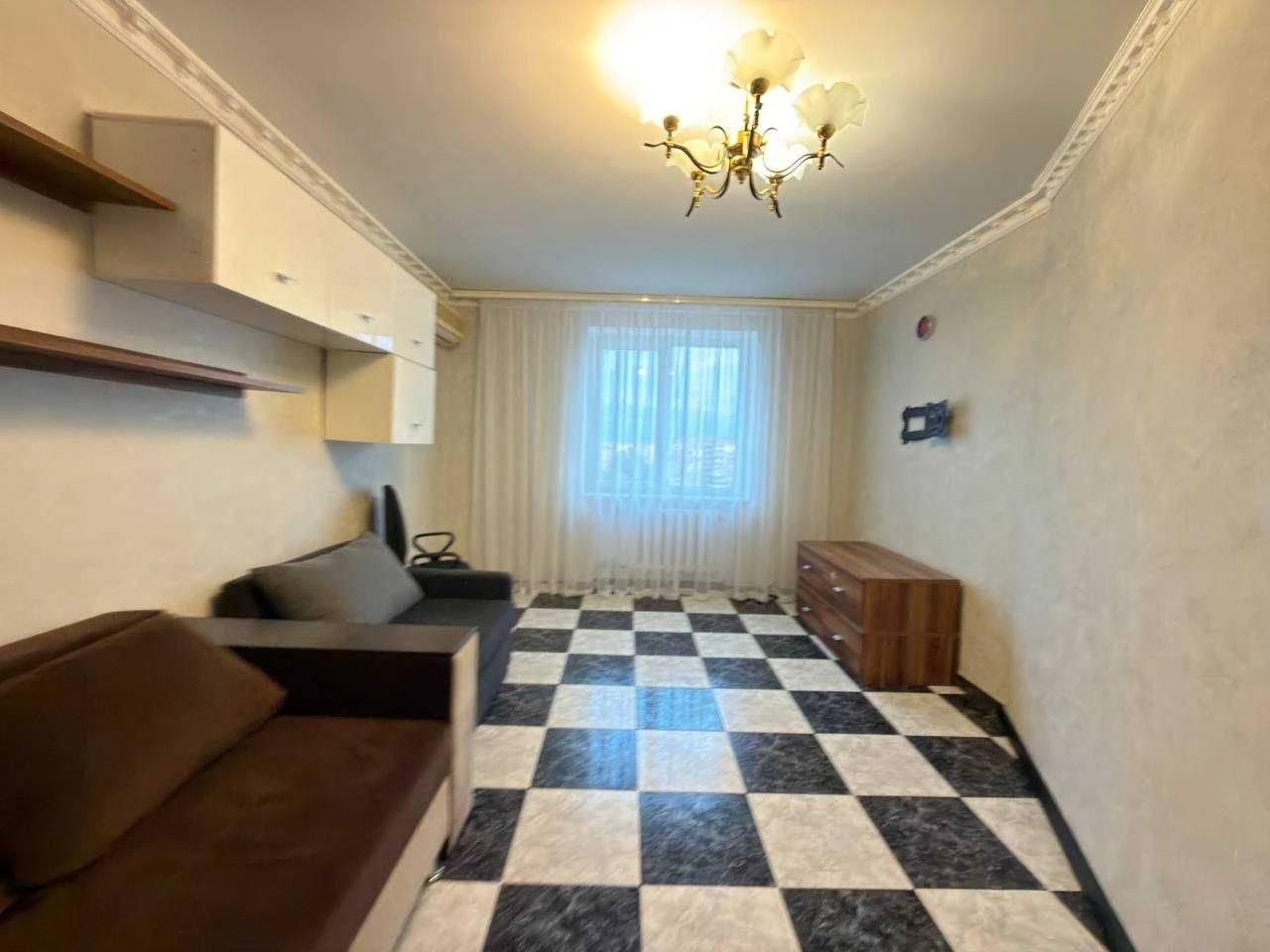 City Center! Tairova! spacious 1-room apartment with major renovation