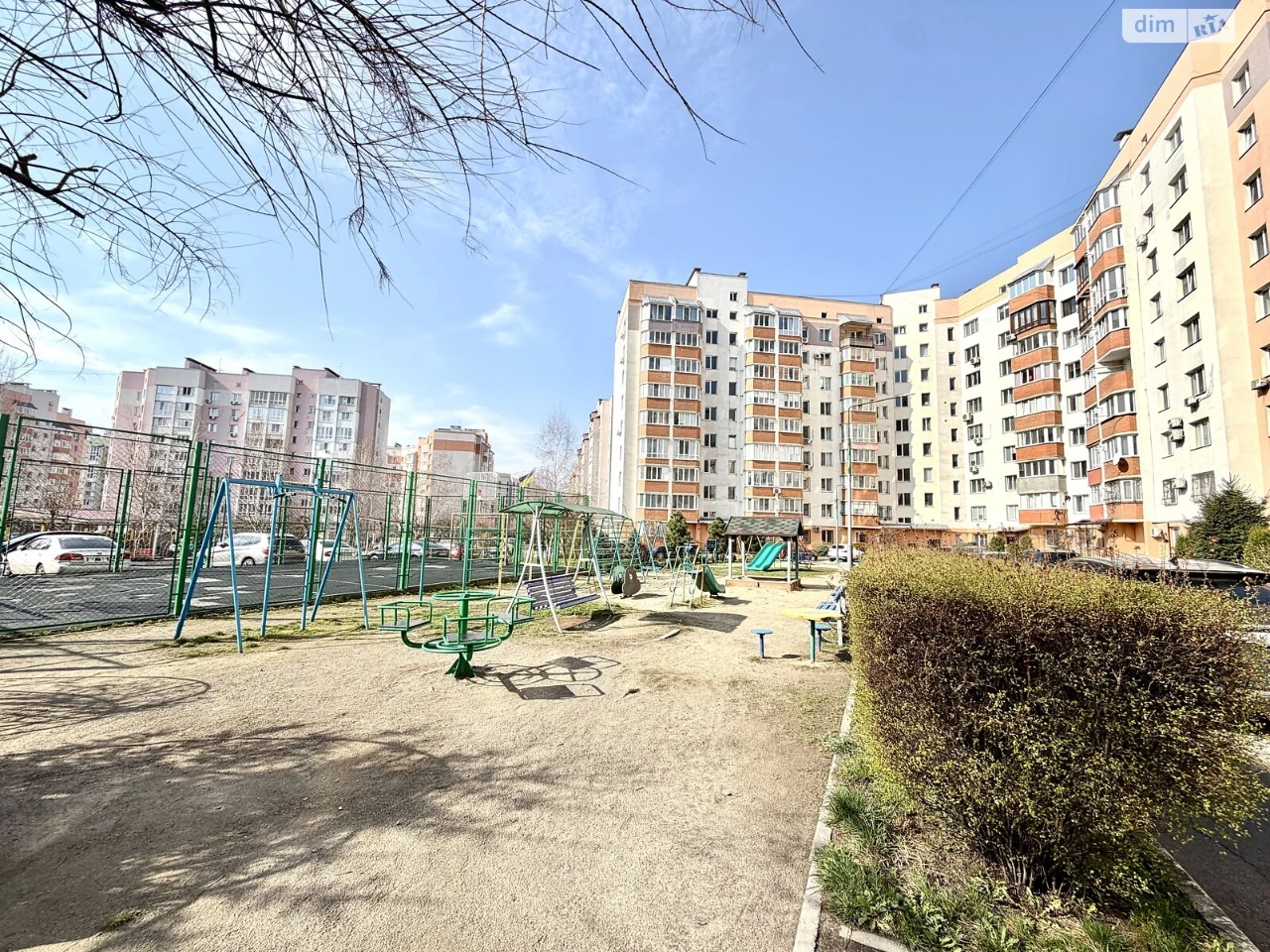 Long-Term Rental Apartment, Podil'