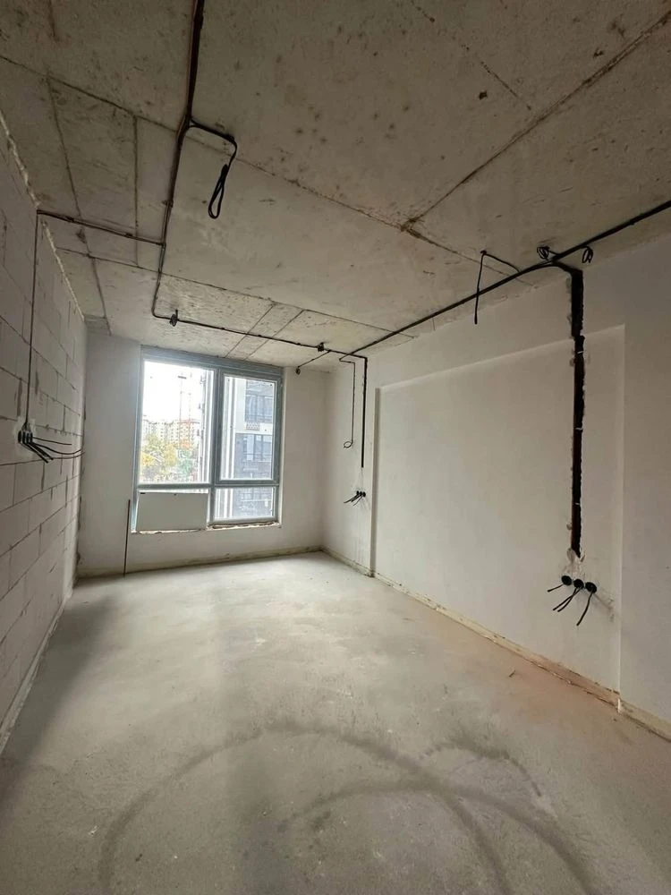 Sale of a 2-room apartment with partial renovation