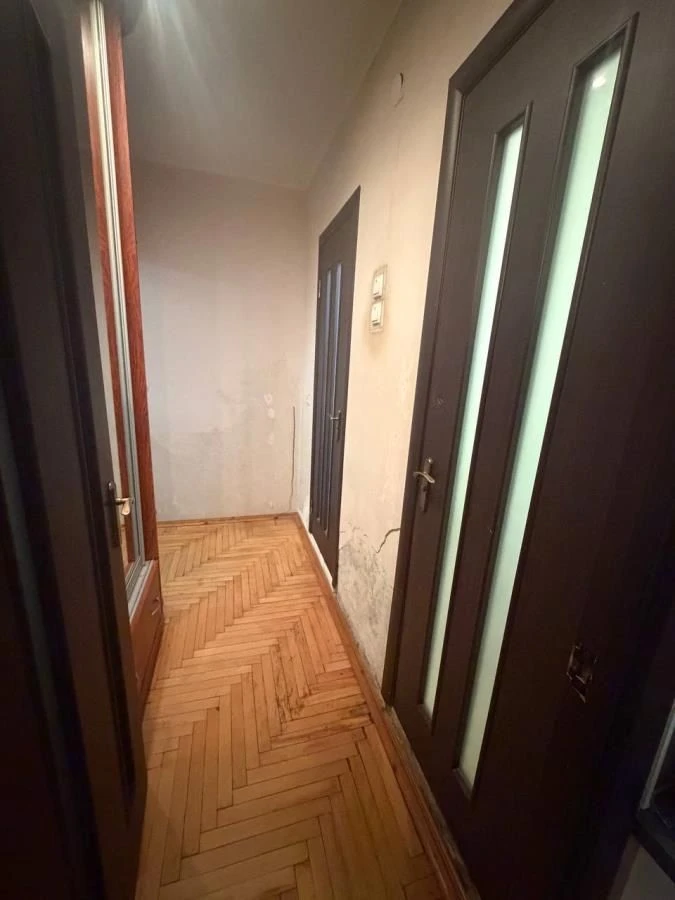 Sale of a 2-room apartment with renovation | Park Street