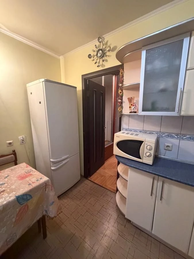 Sale of a 2-room apartment with renovation | Park Street