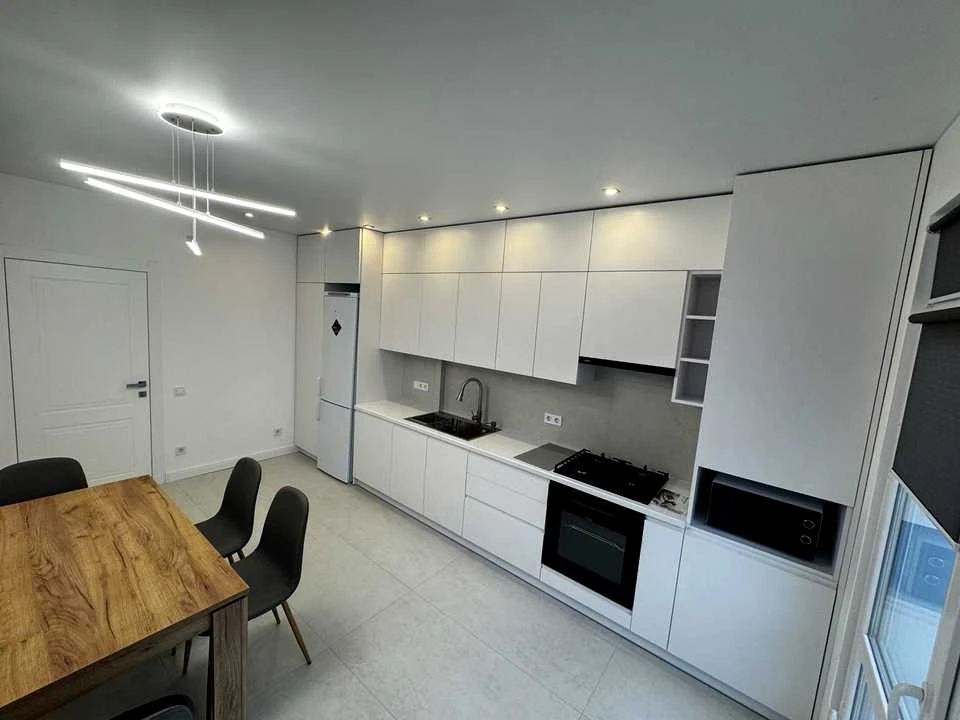 Apartment. Ivano-Frankivsk, Oleksandra Dovzhenko Street