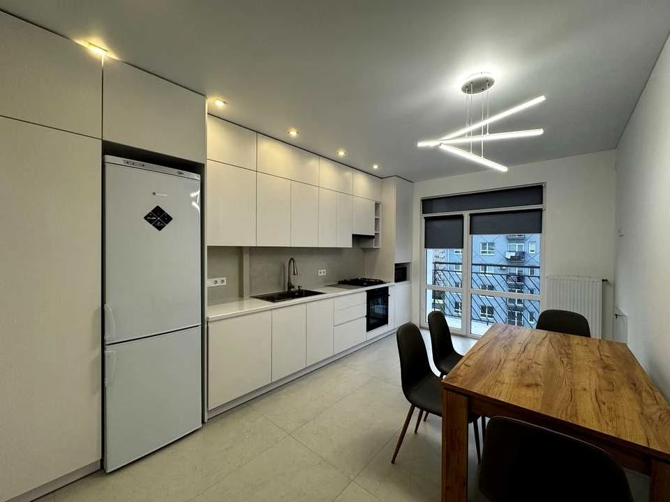Apartment. Ivano-Frankivsk, Oleksandra Dovzhenko Street
