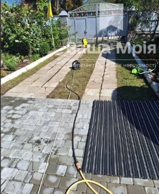 Продаж будинку, Крутий Берег