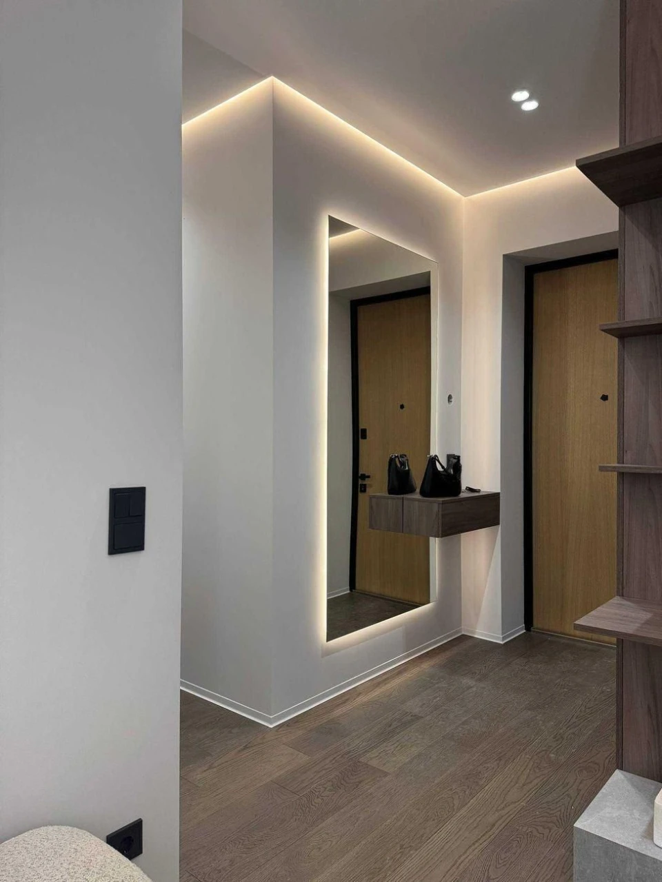 Sale of a designer apartment in the Parkland residential complex