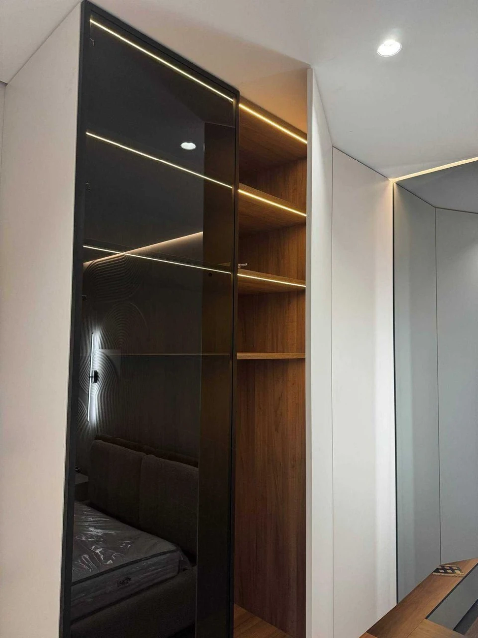 Sale of a designer apartment in the Parkland residential complex