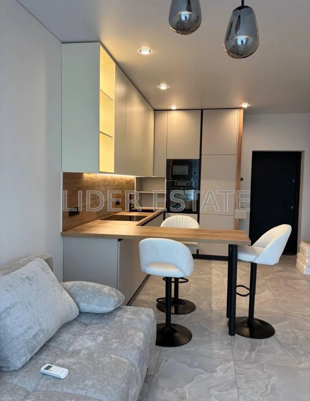 Sale of a 1.5-room apartment 41 sq m | Uzhgorod | Bozdoș
