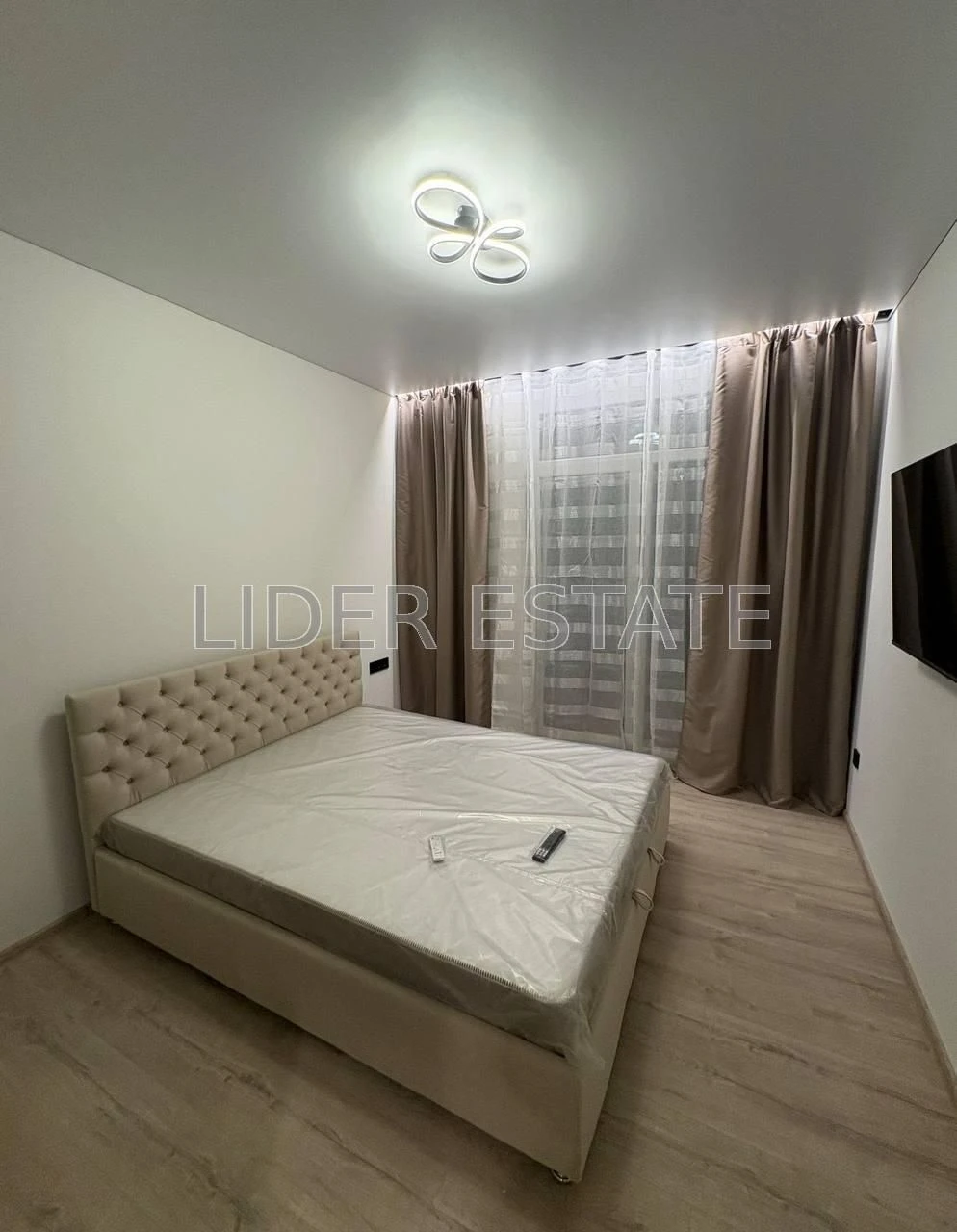 Sale of a 1.5-room apartment 41 sq m | Uzhgorod | Bozdoș